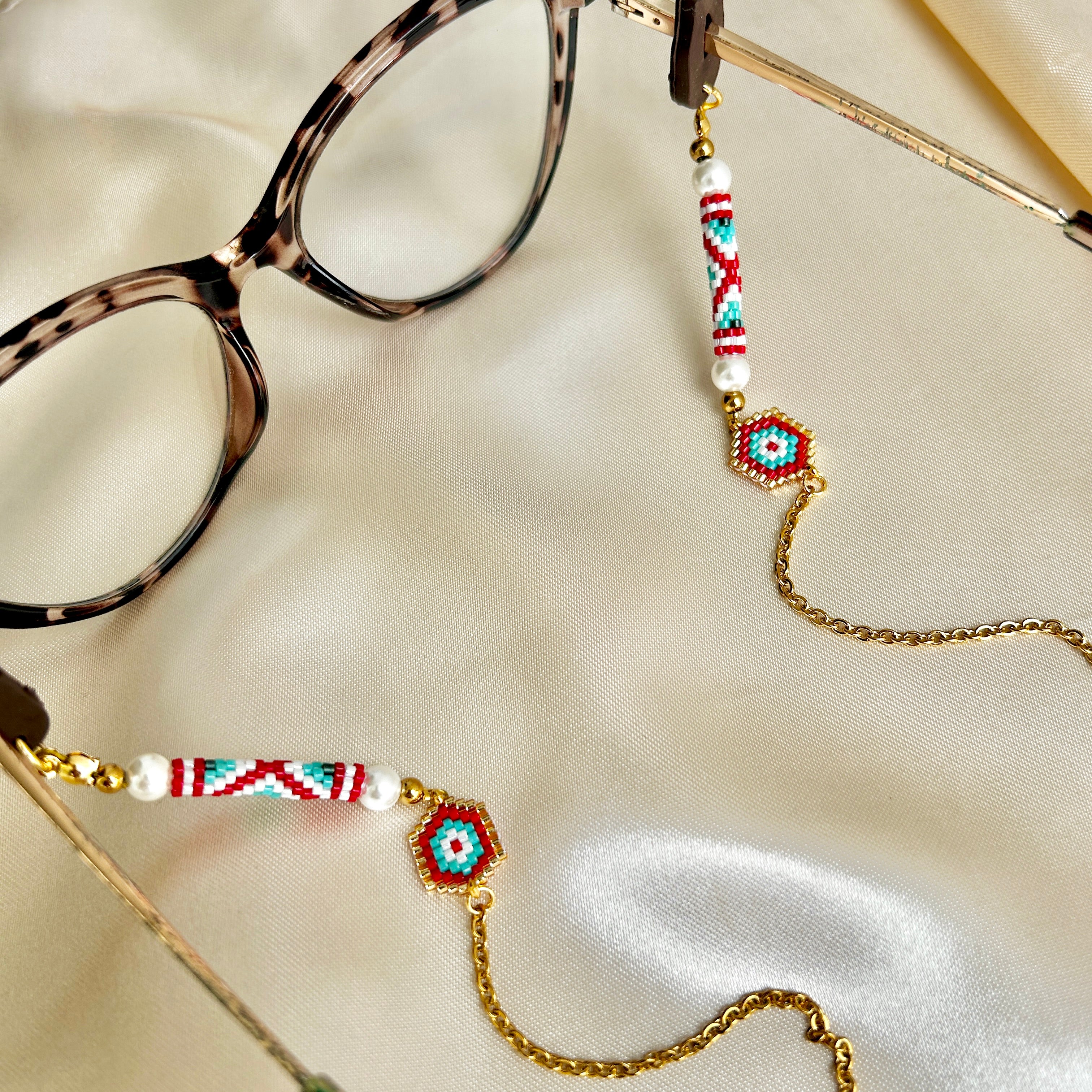 COLECCIÓN CUELGA GAFAS MIYUKI