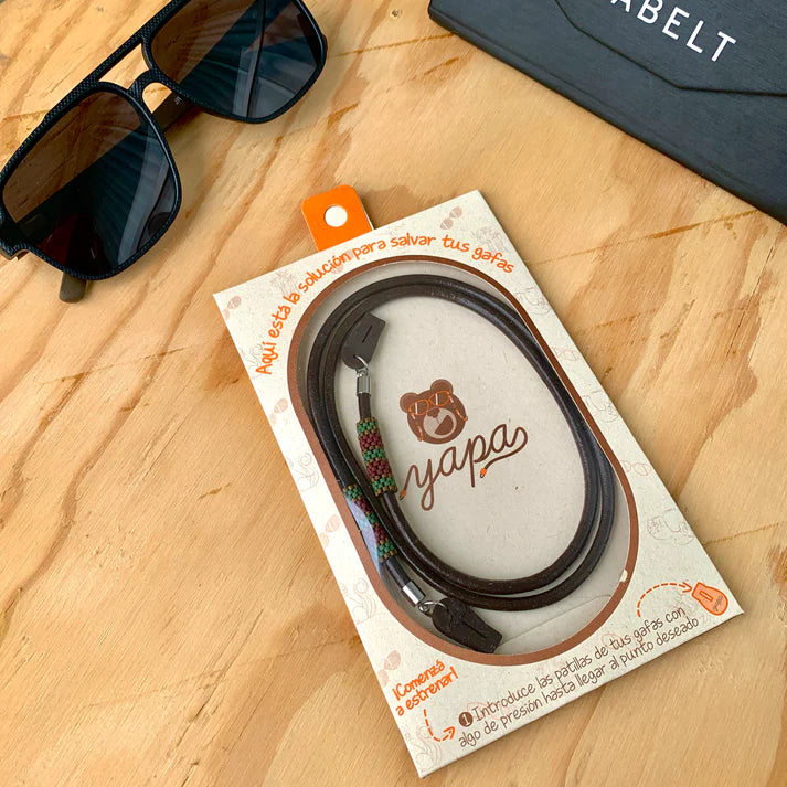 COLECCIÓN CUELGA GAFAS CUERO