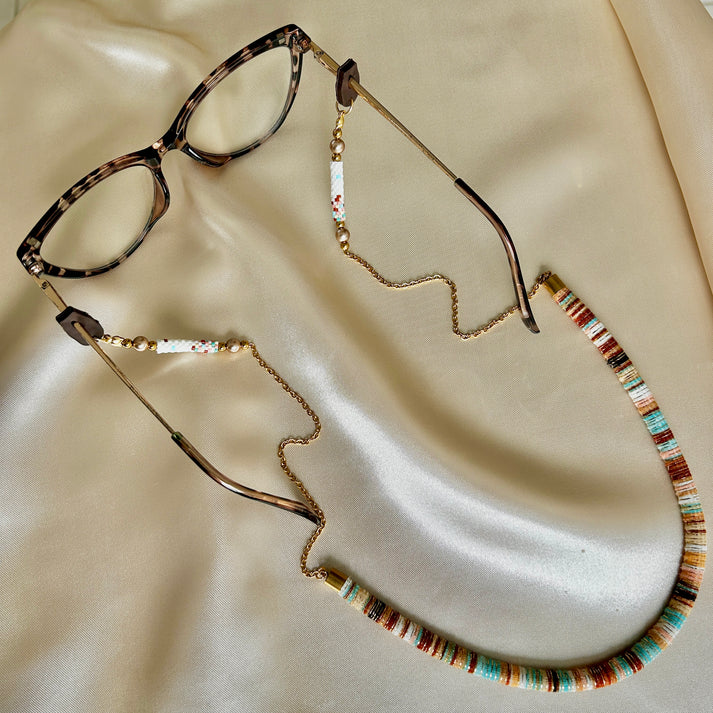 CUELGA GAFAS MIYUKI PASTELITO